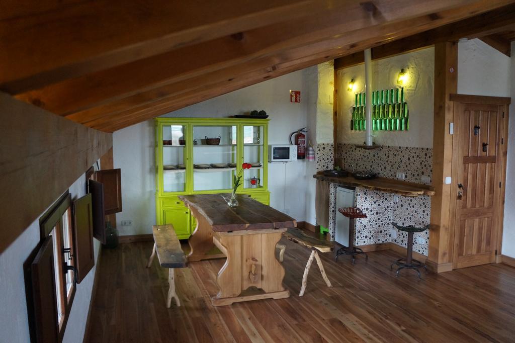 Casa Rural Bioenergetica La Serrezuela Olmos de Atapuerca Exterior photo